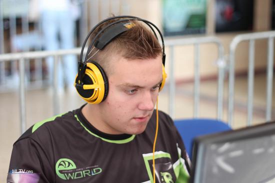 前职业选手 Smeb 宣布退役：忠诚！队长宋京浩已经从侦察中归来