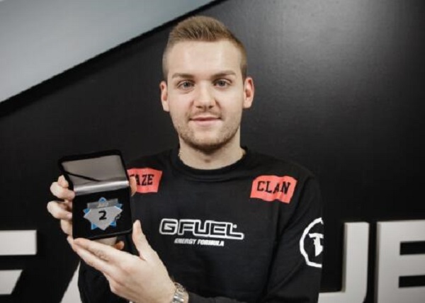 冠军阵容基石已进入离队倒计时，FPX需尽早找到接班人